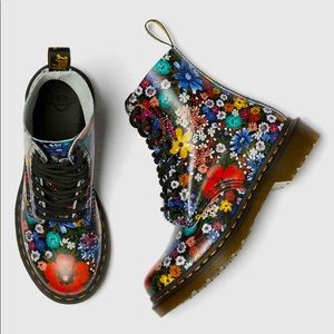 1460 Pascal Women’s Floral Lace Up Boots